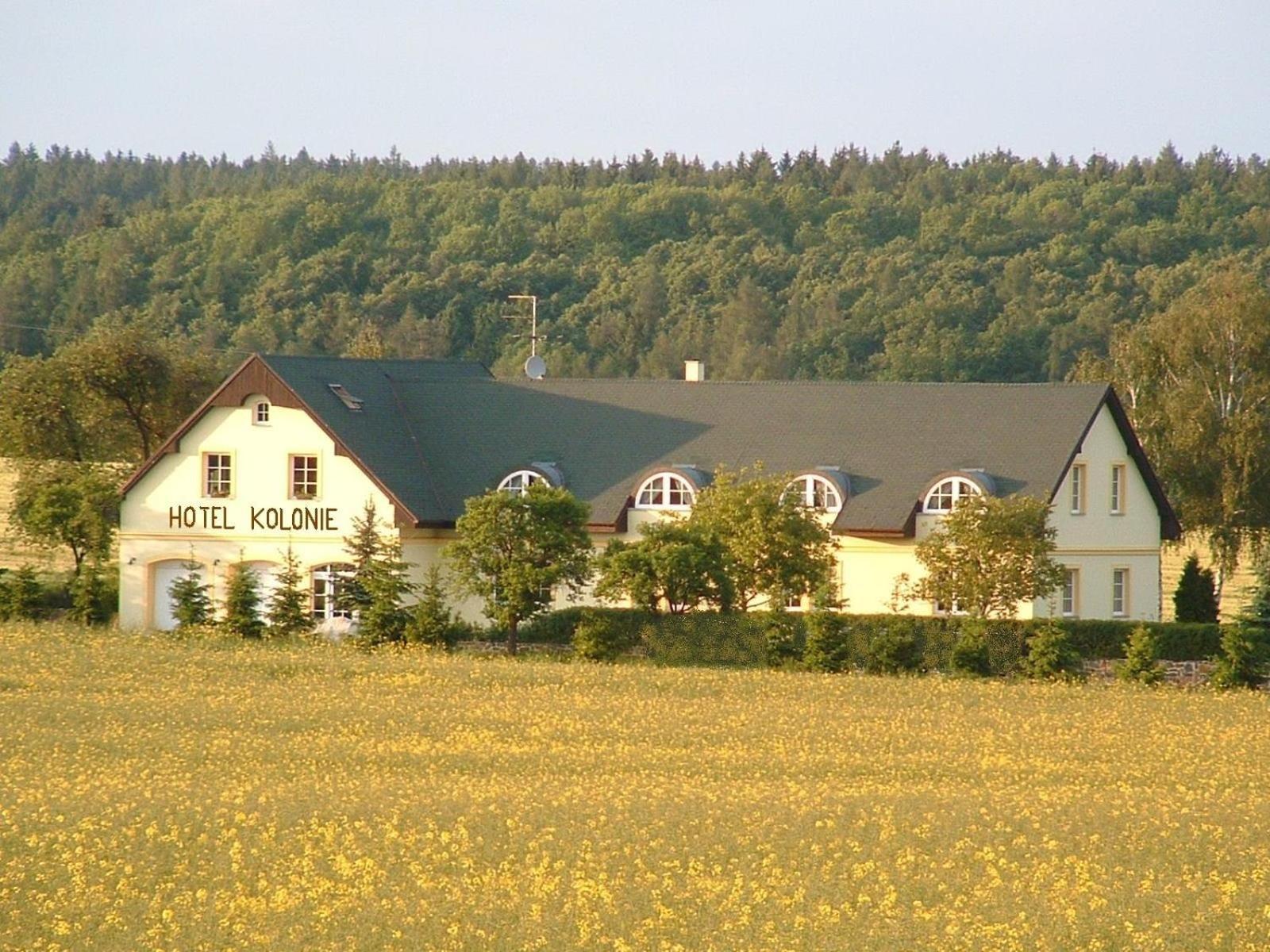 Hotel Kolonie Křivoklát Esterno foto
